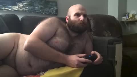Snapshot of hairiestbear chatting on February 2025 06:33:01 AM Hairiest Bear online show from February 2025 06:33:01 AM