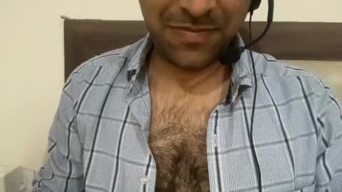 hairy_alpha online show from July 2026 05:52:01 PM