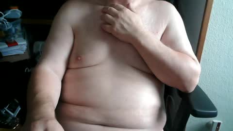 hairyarmpit_lover_1970 online show from June 2026 05:31:01 AM