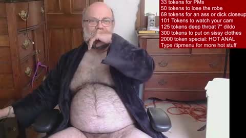 Snapshot of hairydaddybear69 chatting on June 2026 02:04:01 PM HairyDaddyBear69 online show from June 2026 02:04:01 PM