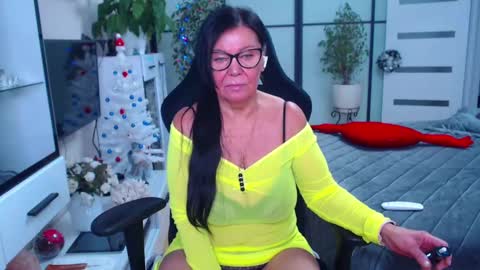 Snapshot of hairypussygranny chatting on January 2025 09:48:01 AM Monika online show from January 2025 09:48:01 AM