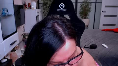 Monika online show from March 2026 08:47:02 AM