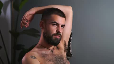 HairyRobXxX online show from September 2025 04:19:01 PM