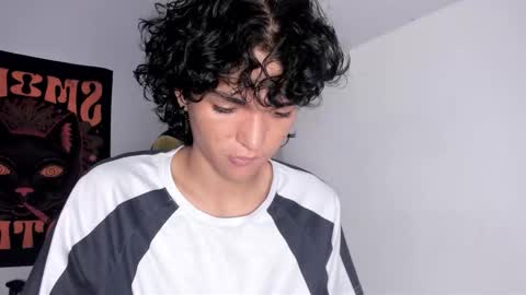 Snapshot of halan_jr chatting on September 2025 07:17:02 PM halan online show from September 2025 07:17:02 PM