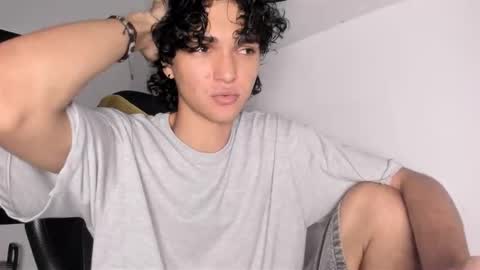 Snapshot of halan_jr chatting on October 2025 08:37:02 PM halan online show from October 2025 08:37:02 PM