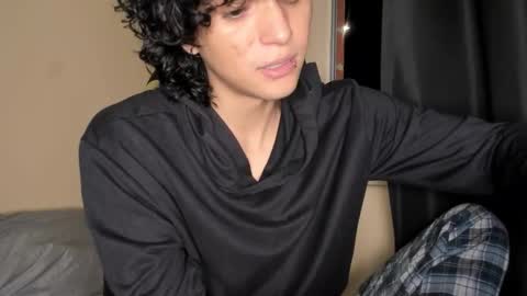 Snapshot of halan_jr chatting on November 2025 04:22:02 AM halan online show from November 2025 04:22:02 AM