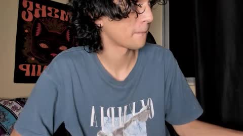 Snapshot of halan_jr chatting on November 2025 05:17:01 AM halan online show from November 2025 05:17:01 AM