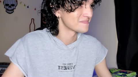 Snapshot of halan_jr chatting on November 2025 09:31:01 AM halan online show from November 2025 09:31:01 AM