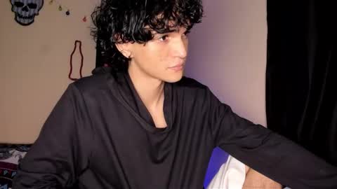 Snapshot of halan_jr chatting on November 2025 09:05:02 PM halan online show from November 2025 09:05:02 PM