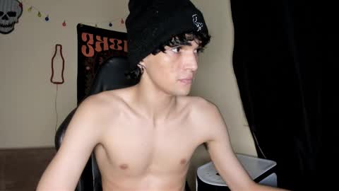 Snapshot of halan_jr chatting on December 2025 05:12:02 AM halan online show from December 2025 05:12:02 AM