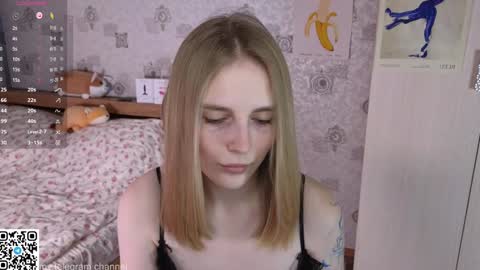 Snapshot of halie_cross chatting on December 2024 05:40:02 AM Nellie online show from December 2024 05:40:02 AM