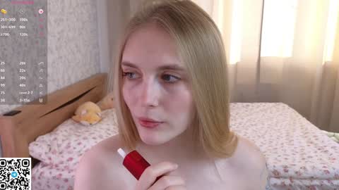 Snapshot of halie_cross chatting on January 2025 06:06:02 AM Nellie online show from January 2025 06:06:02 AM