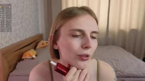 Snapshot of halie_cross chatting on February 2025 07:28:01 AM Nellie online show from February 2025 07:28:01 AM