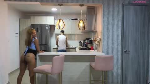 Snapshot of hall_sextape chatting on February 2025 09:55:02 AM Alice Ariel Bella Fran and Stiven online show from February 2025 09:55:02 AM