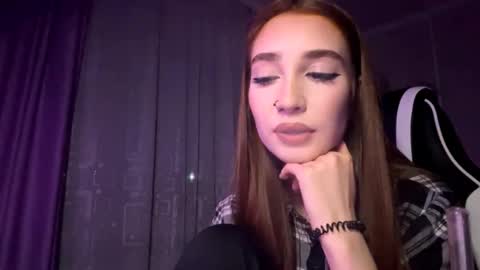 Snapshot of halliemcanaw chatting on November 2025 06:51:01 PM Holly online show from November 2025 06:51:01 PM