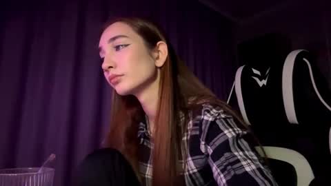 Snapshot of halliemcanaw chatting on November 2025 07:14:02 PM Holly online show from November 2025 07:14:02 PM