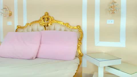 Hallie Stone online show from January 2026 01:46:02 PM