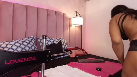  Hally Bans  online show from October 2025 06:53:01 PM