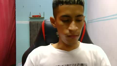 hamcummboy20 online show from August 2026 04:45:01 PM