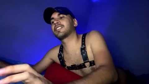 Snapshot of hamiltong12 chatting on October 2025 04:02:01 AM hamiltong12 online show from October 2025 04:02:01 AM