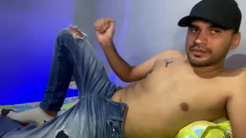 Snapshot of hamiltong12 chatting on October 2025 05:22:02 AM hamiltong12 online show from October 2025 05:22:02 AM