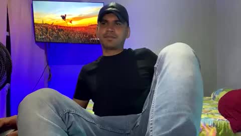 Snapshot of hamiltong12 chatting on December 2025 05:35:02 AM hamiltong12 online show from December 2025 05:35:02 AM