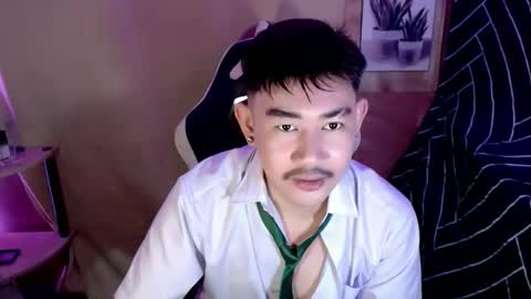 Dem online show from September 2025 01:43:02 PM