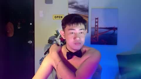 Dem online show from October 2025 05:19:01 PM