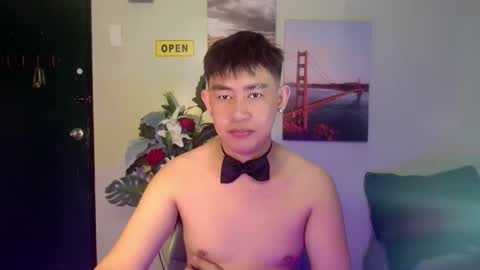 Dem online show from October 2025 05:22:01 AM