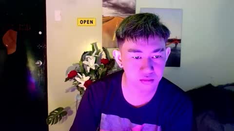 Dem online show from November 2025 09:17:02 PM