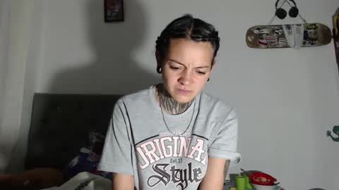 Hanya online show from December 2024 01:48:02 AM