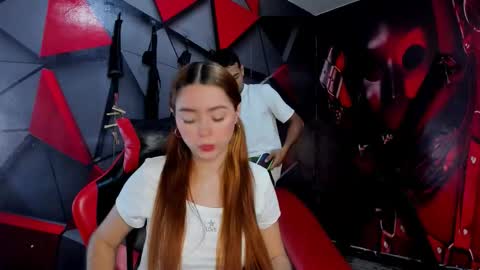 Hana and Zeta online show from January 2026 12:20:02 PM