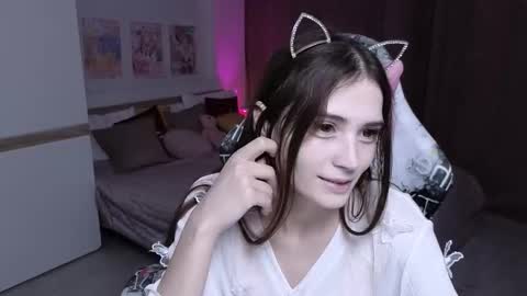 Snapshot of hana_flo chatting on September 2025 02:09:02 PM Hana online show from September 2025 02:09:02 PM