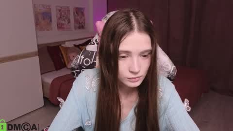 Snapshot of hana_flo chatting on September 2025 01:59:01 PM Hana online show from September 2025 01:59:01 PM