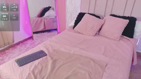 Hanna Rosse online show from February 2026 02:23:02 PM