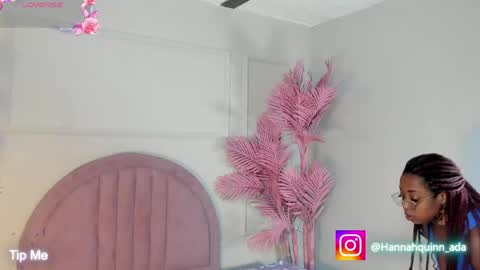 hanaahquinn online show from April 2026 11:35:02 AM
