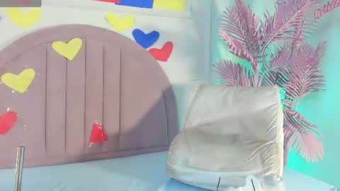 hanaahquinn online show from June 2026 01:01:02 PM