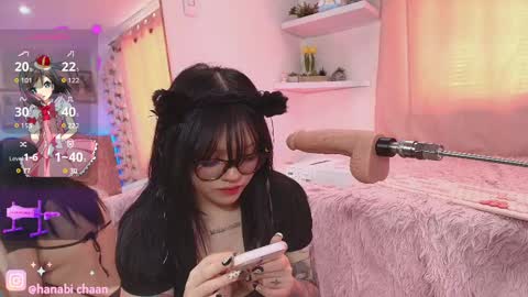 Snapshot of hanabi___ chatting on October 2025 01:00:02 PM online show from October 2025 01:00:02 PM