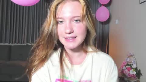 Snapshot of hanahwoods chatting on March 2025 10:47:01 PM hanahwoods online show from March 2025 10:47:01 PM