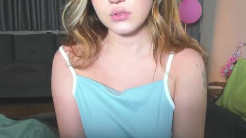 Snapshot of hanahwoods chatting on March 2025 06:41:02 PM hanahwoods online show from March 2025 06:41:02 PM