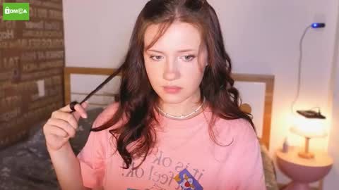 Snapshot of hanahwoods chatting on September 2025 11:06:02 PM hanahwoods online show from September 2025 11:06:02 PM