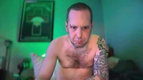hand_banana_420 online show from May 2026 07:19:02 PM