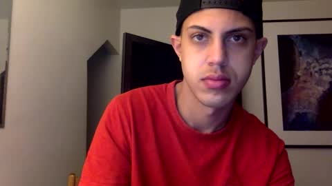 handsome01_ online show from January 2026 04:55:01 PM