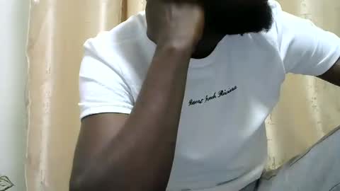 handsome king online show from December 2024 03:22:02 PM