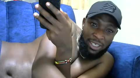 handsome king online show from December 2024 10:13:02 PM