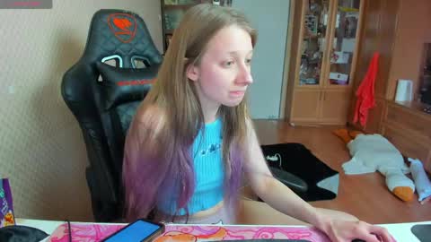 Mila online show from April 2026 12:11:02 PM