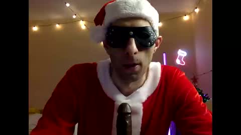 Snapshot of handsomealfie chatting on December 2024 09:09:02 PM HandsomeAlfie online show from December 2024 09:09:02 PM