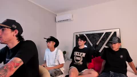 Snapshot of handsomeboys19 chatting on October 2025 02:31:02 AM leonardfarrucknick and otis online show from October 2025 02:31:02 AM