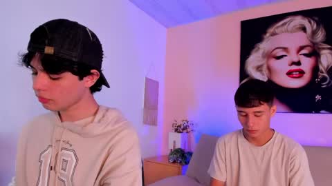 leonardfarrucknick and otis online show from April 2026 02:41:01 PM