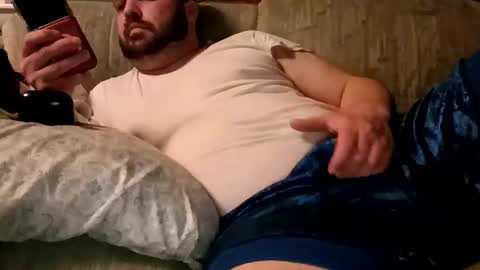 Handsomedaddy198923 online show from April 2026 06:16:01 AM